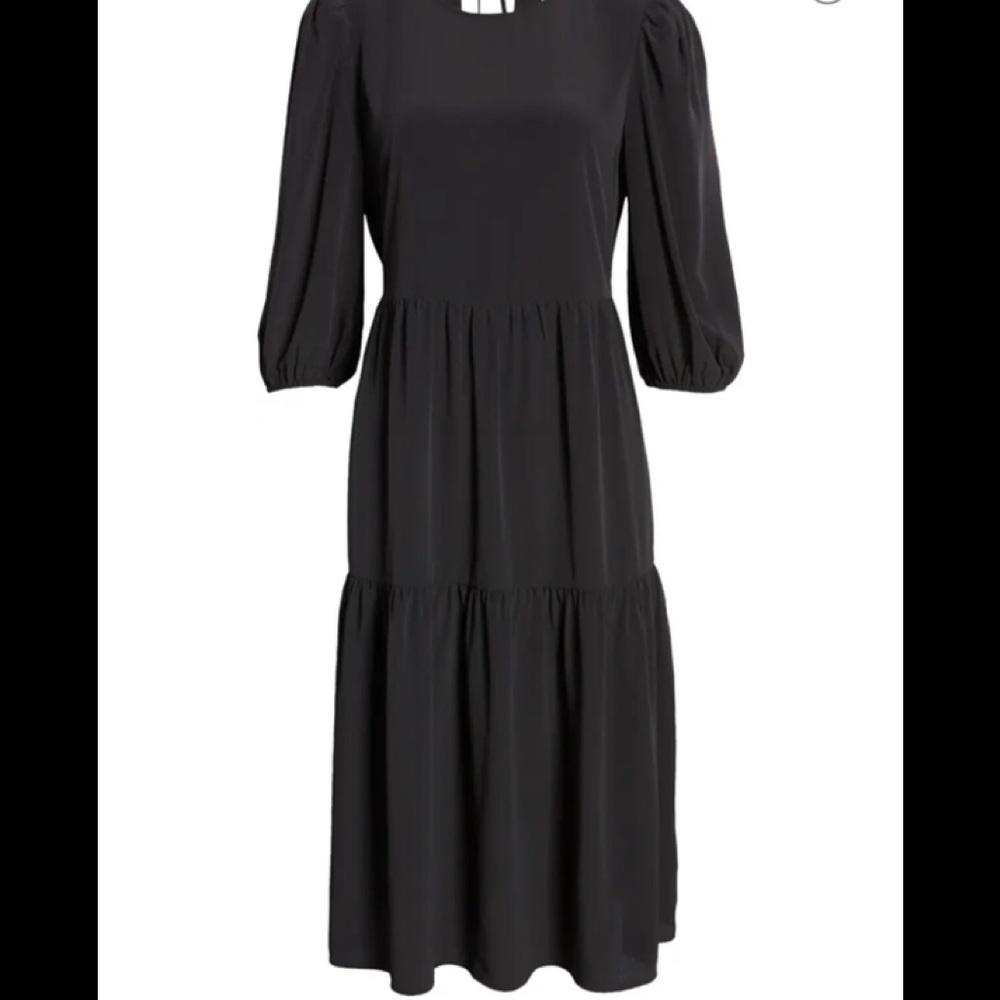 Tie Back Midi Dress
CHARLES HENRY